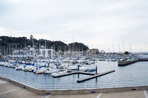 Enoshima: Ein Hotspot zum Segeln – nur eine Stunde von Tokio entfernt