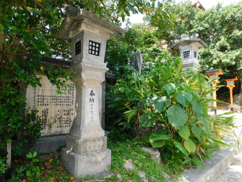 Ein Wintertag in Naha – Strand, Geschichte und Kultur