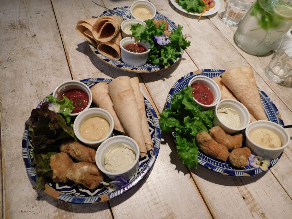 Vegane und vegetarische Restaurants in Tokio, Ain Soph in Shinjuku.