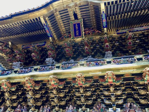Der besondere Hang zum Detail ist überall zu finden, Nikko Toshogu, Tochigi, Japan.