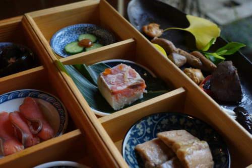 Entdeckt das Lachs Erbe der Stadt Murakami