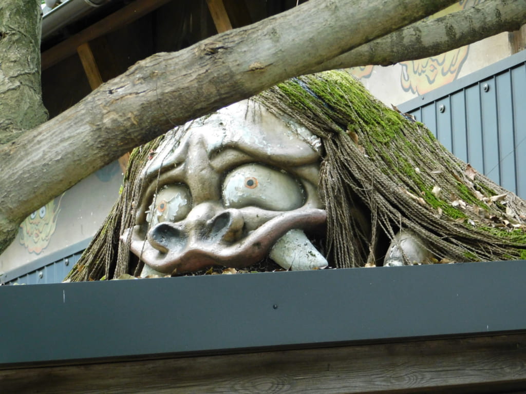 Die Yokai verstecken sich überall.