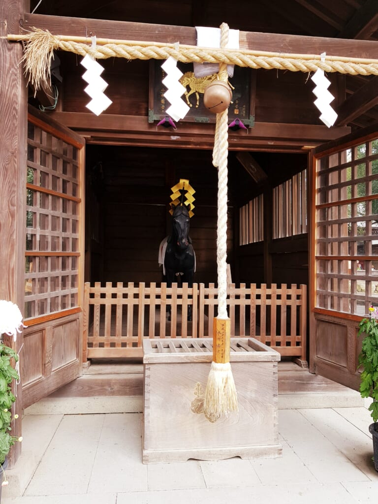 Pferdestatue am Mishima Taisha Schrein in der Präfektur Shizuoka.