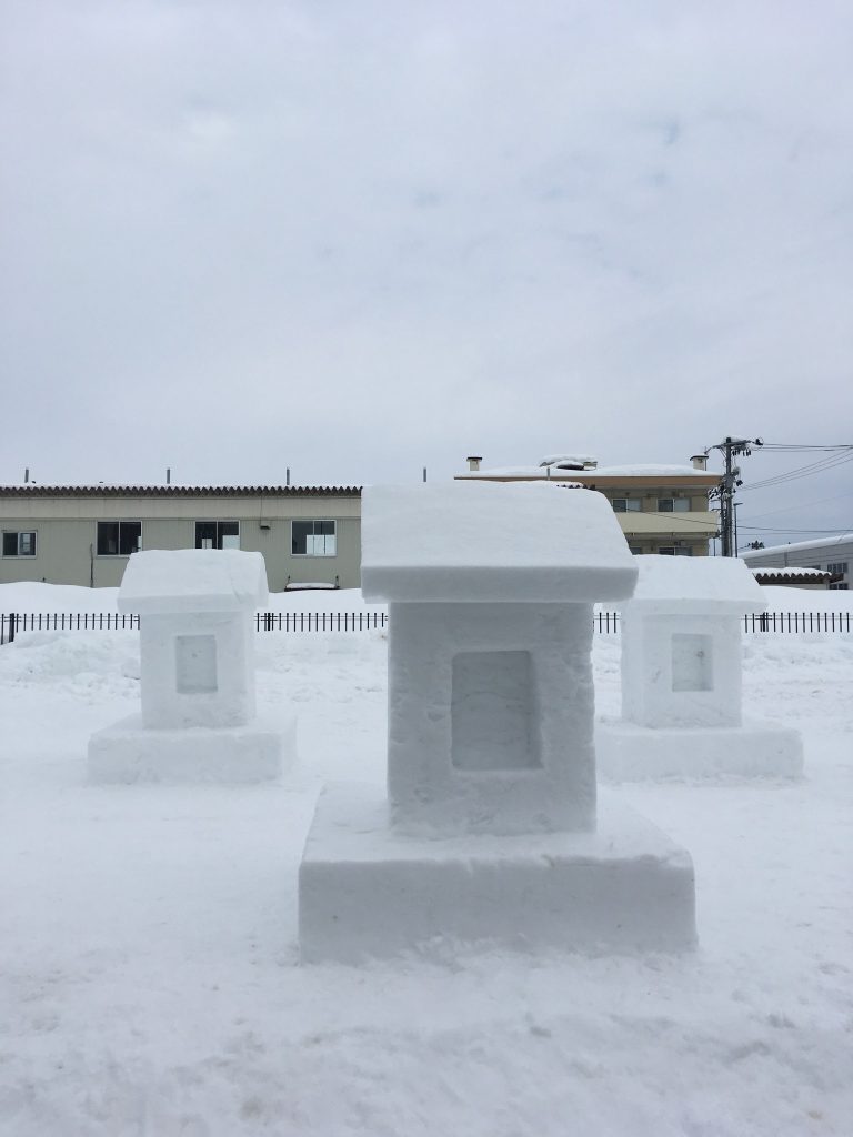 Schneeskulpturen in Yuzawa.