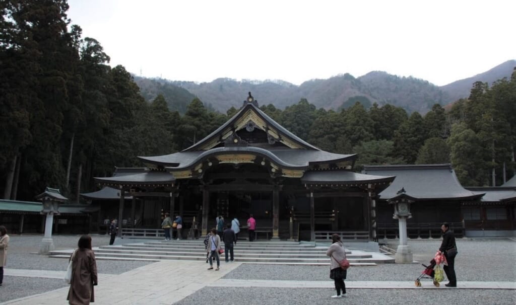 Der Yahiko-Schrein im Dorf Yahiko in der Präfektur Niigata.