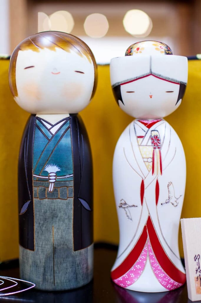 Handgemachte Kokeshi aus dem Usaburo Kokeshi Studio.