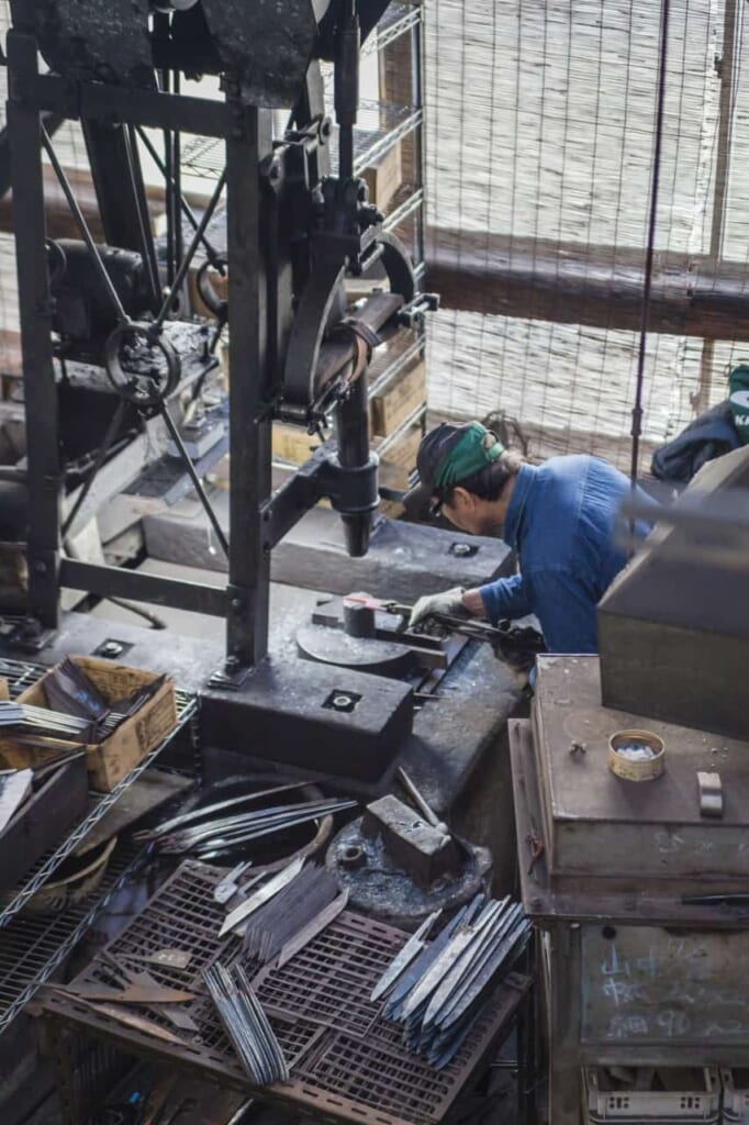 Handwerker im Takefu Messerdorf.