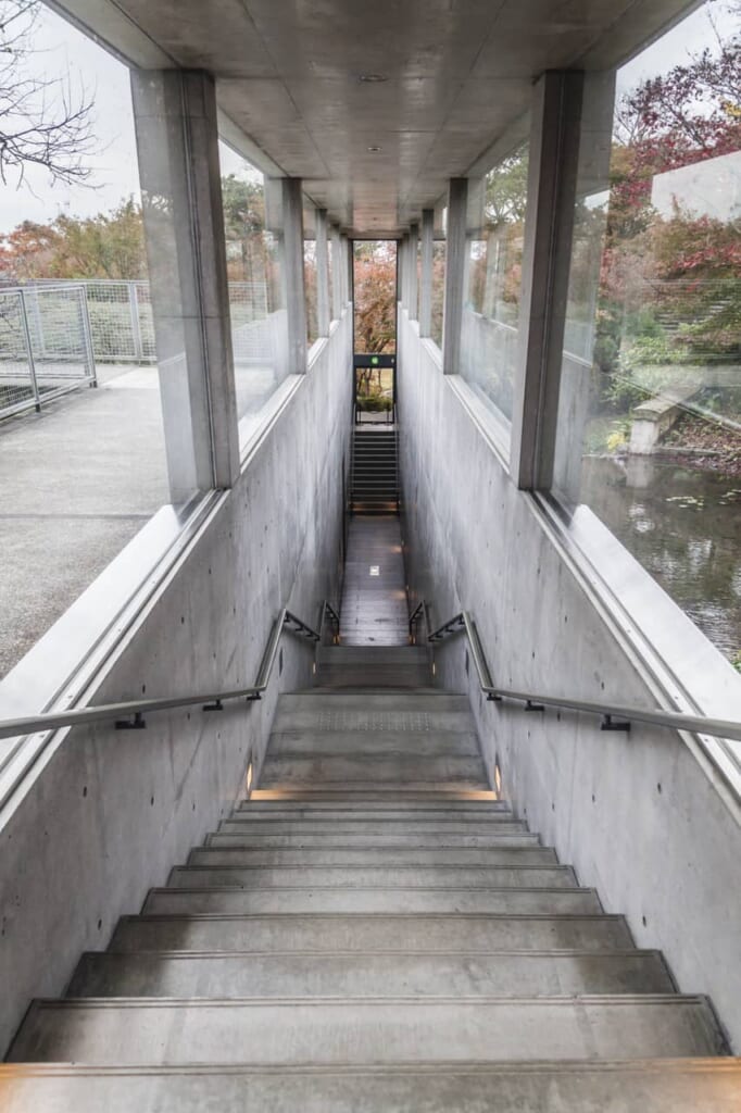 Das Asahi Beer Oyamazaki Kunstmuseum in der Präfektur Kyoto, erreichbar mit dem Hokuriku Arch Pass.
