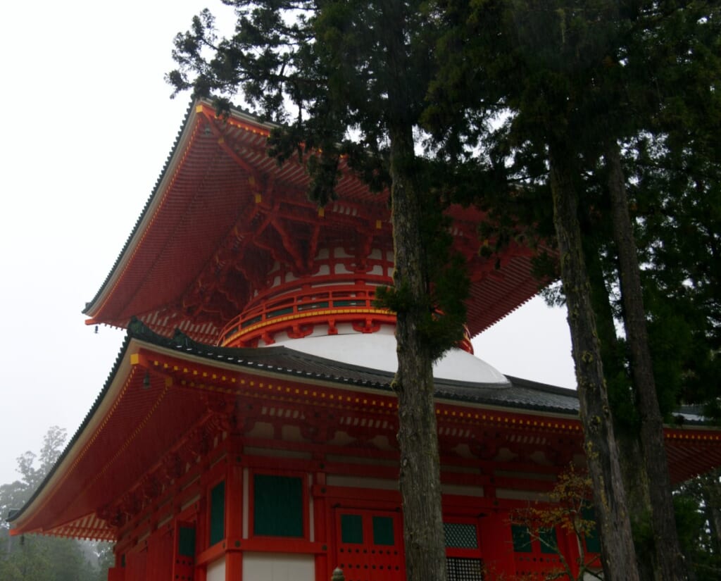 Konpon Daito Pagode auf dem Koyasan.