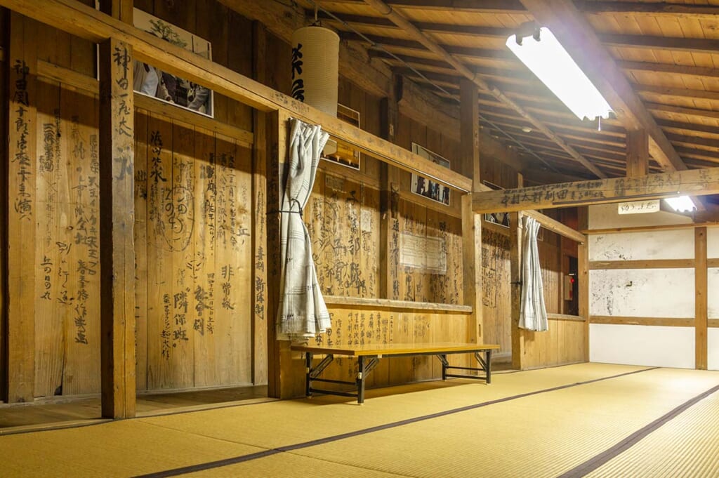 Das Meiji-za-Theater in Nakatsugawa.