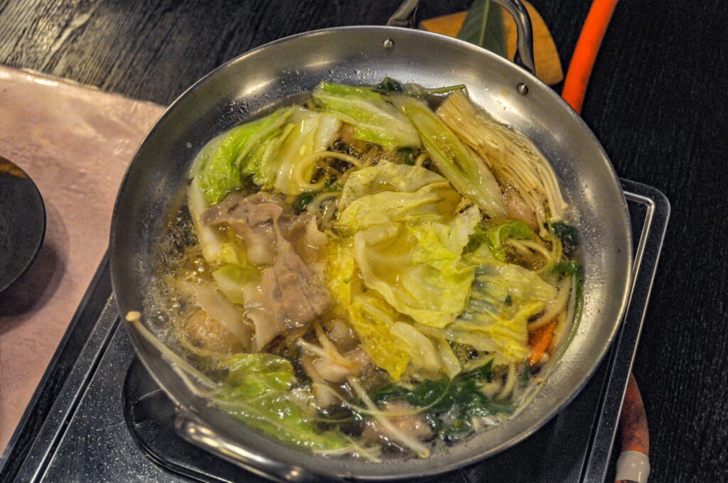 Japanischer Nabe in einem Ryokan.