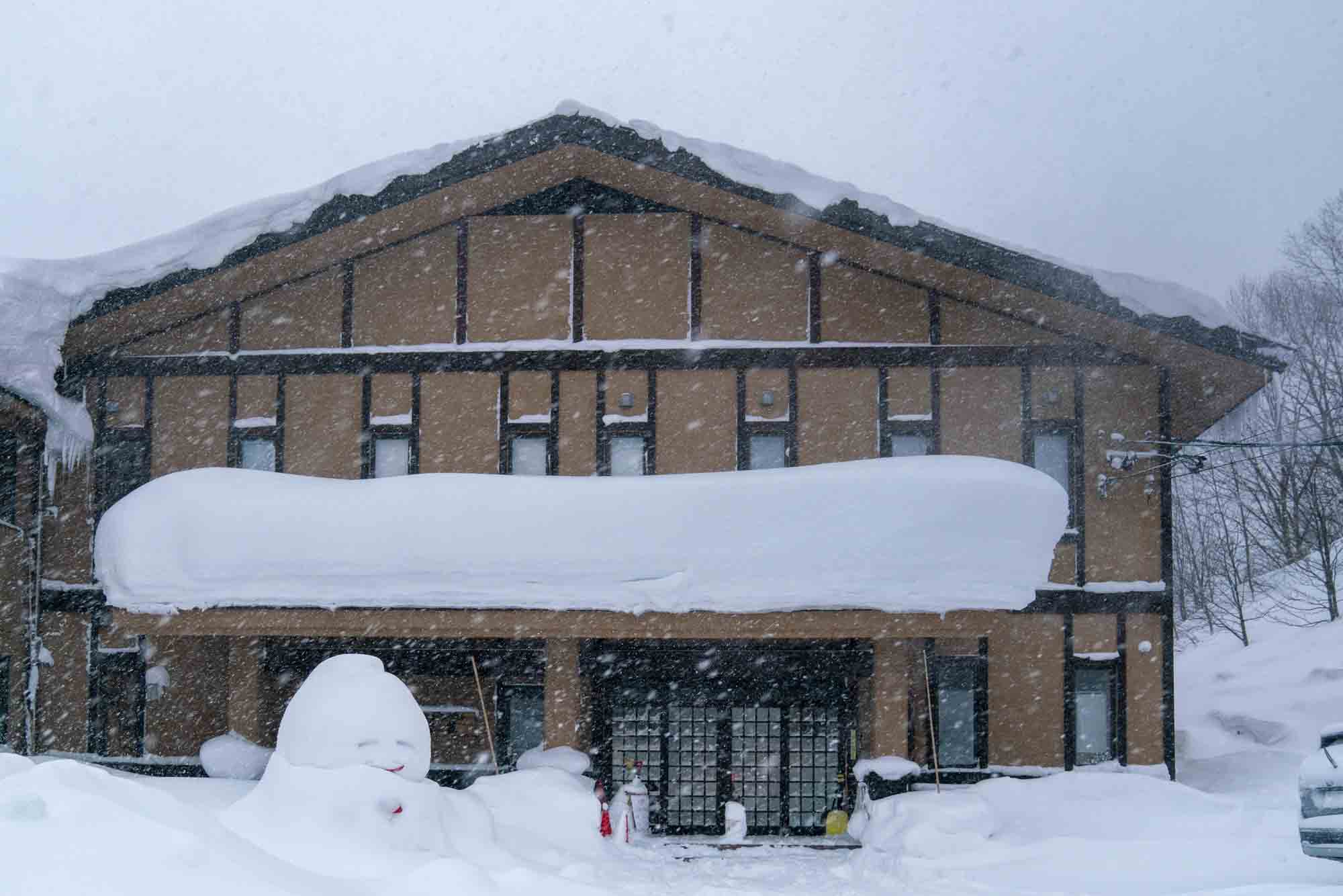 Matsukawa Onsen Kyounso im Schnee.