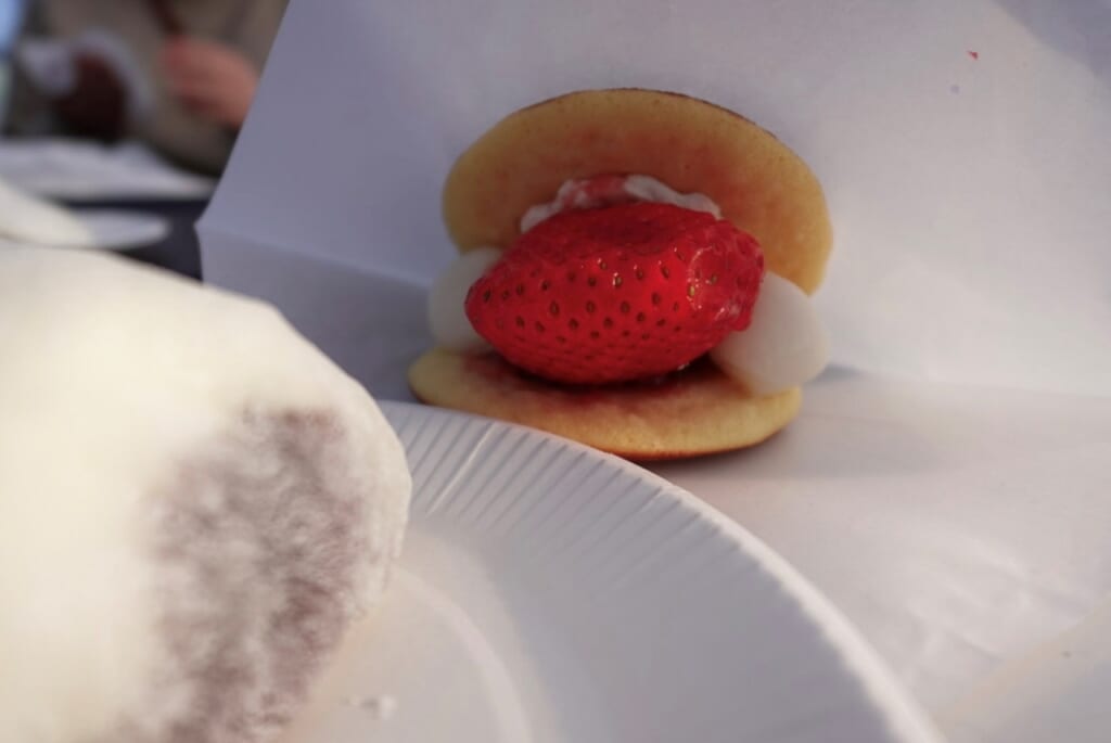 Erdbeer-Dorayaki