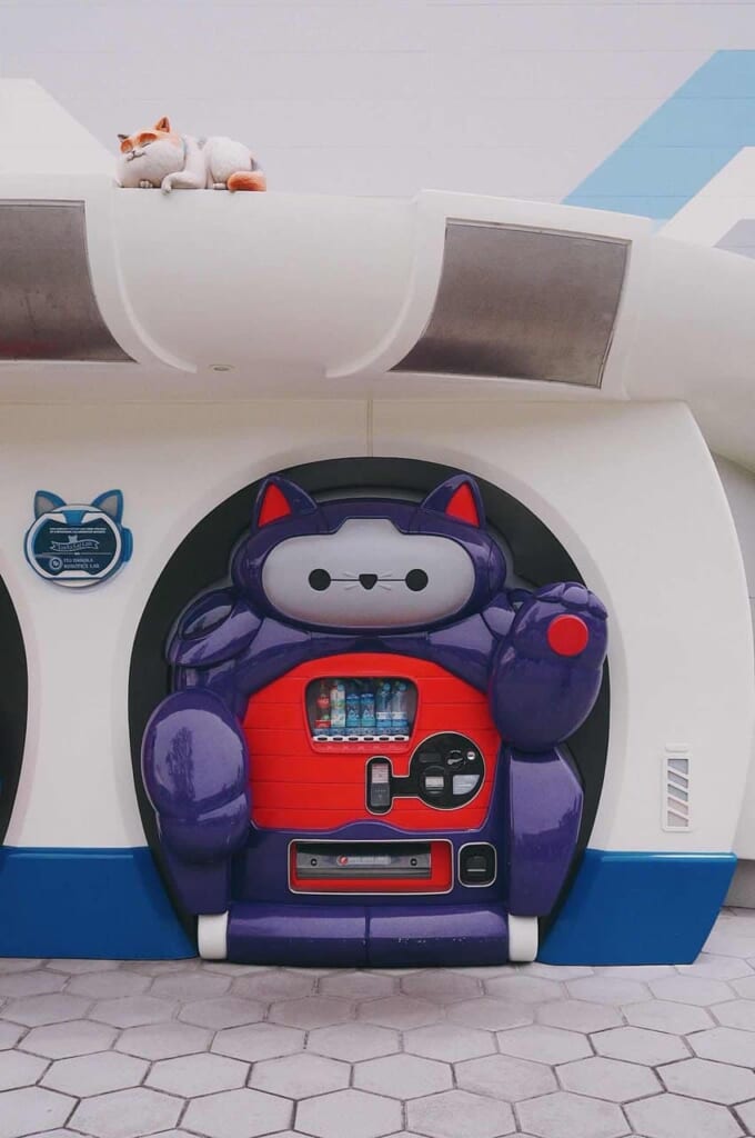 Verkaufsautomat in Japan in Katzenform