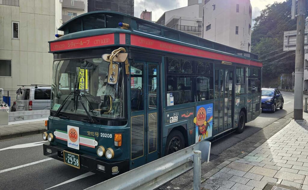 Touristenbus in Kobe
